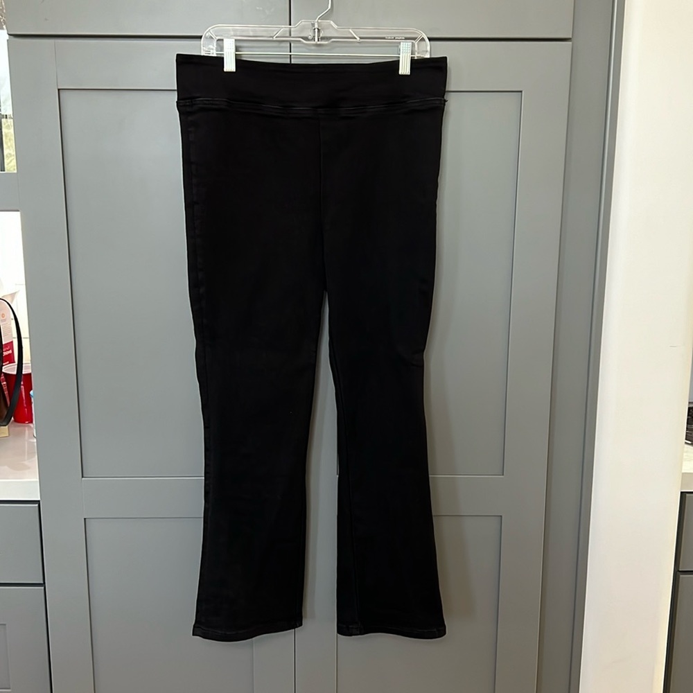 {Ceros}Women’s Sz XL Black Ankle Flared Jeggings